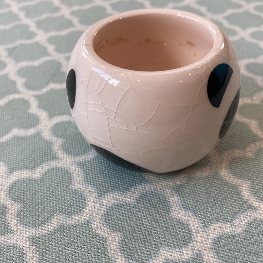 Mini Panda Planter - Picture 3 of 8